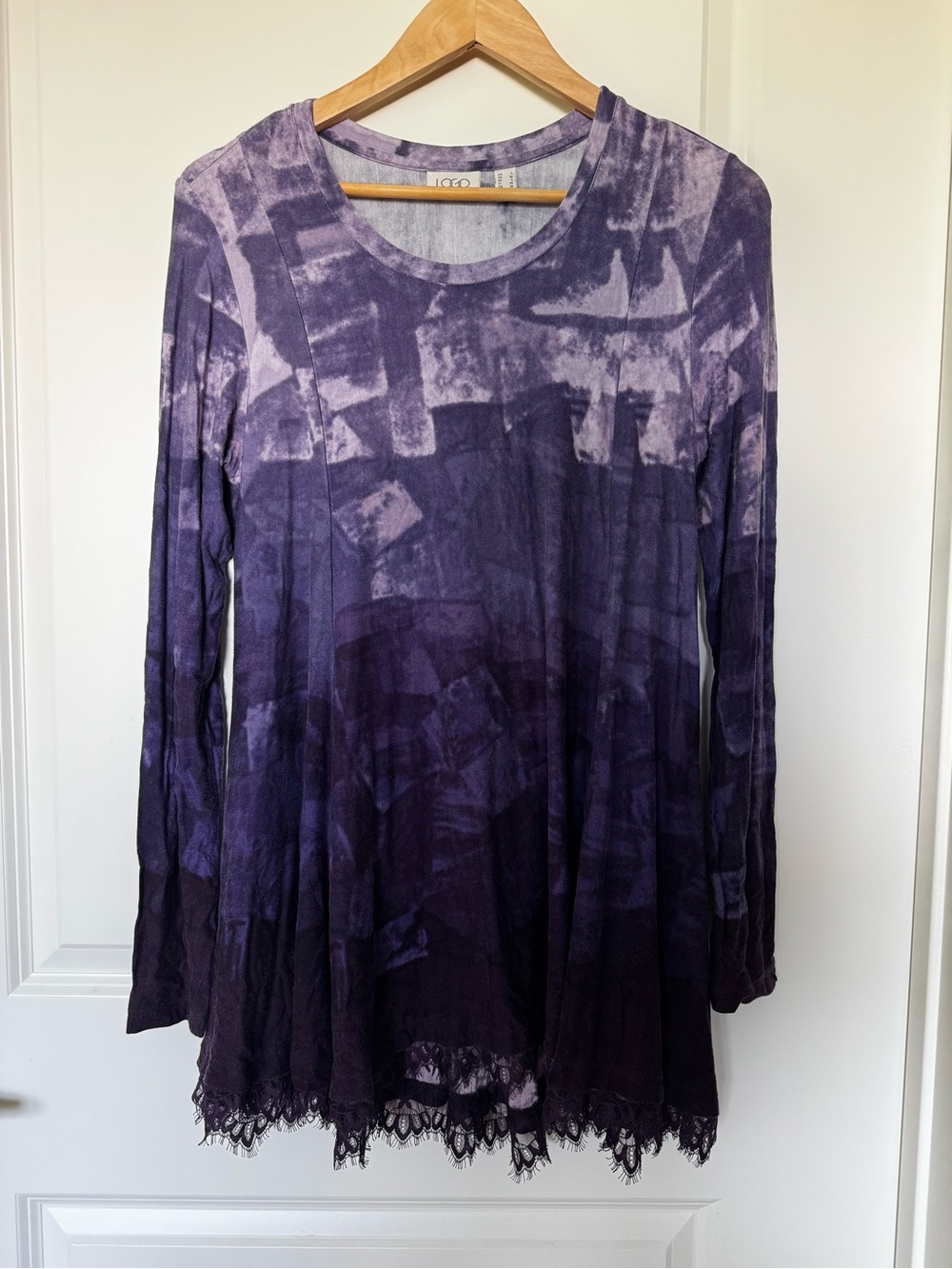 LOGO by Lori Goldstein Purple Ombre Tie-Dye Long Sleeve Top with Lace Trim